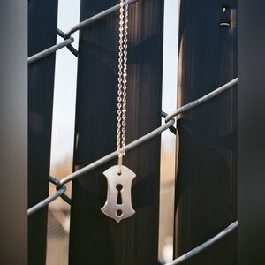 Sterling Silver Lock and Chain Pendant Necklace